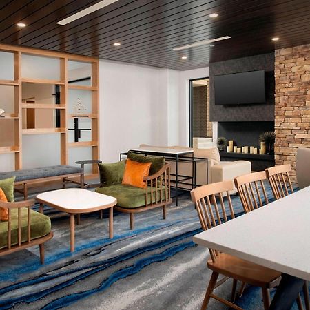Fairfield Inn & Suites By Marriott Alexandria West/Mark Center Extérieur photo