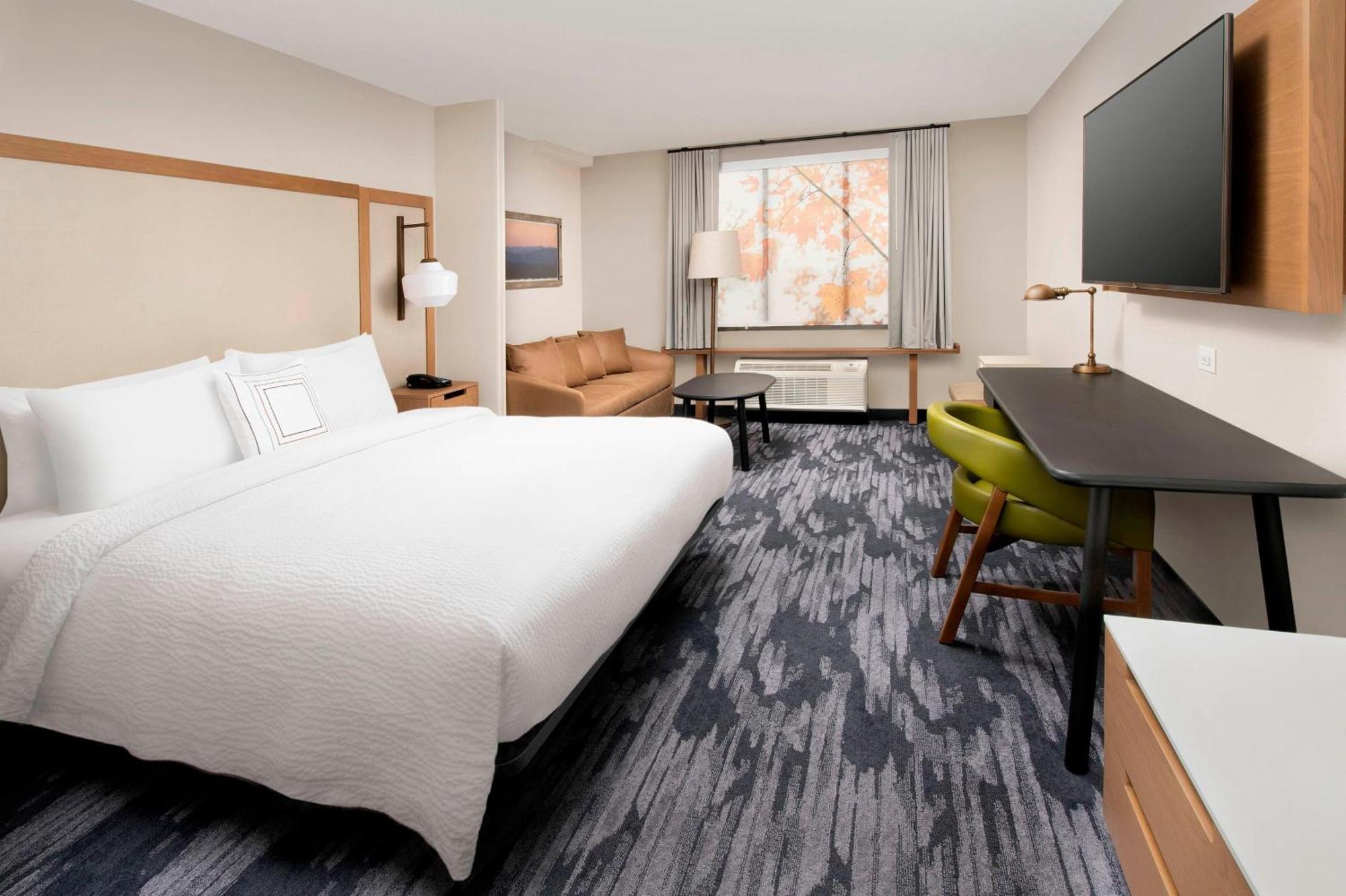 Fairfield Inn & Suites By Marriott Alexandria West/Mark Center Extérieur photo