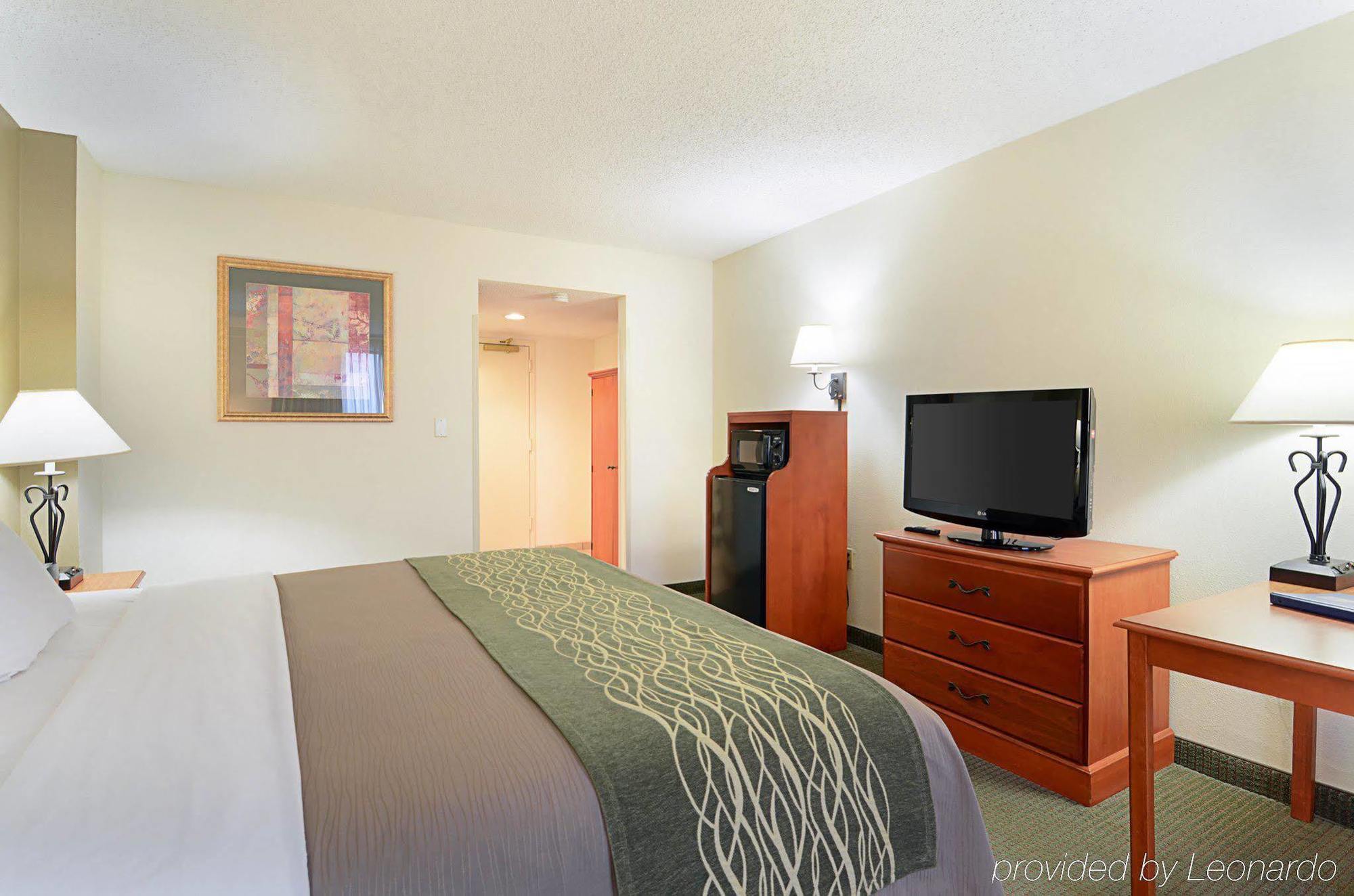 Fairfield Inn & Suites By Marriott Alexandria West/Mark Center Extérieur photo