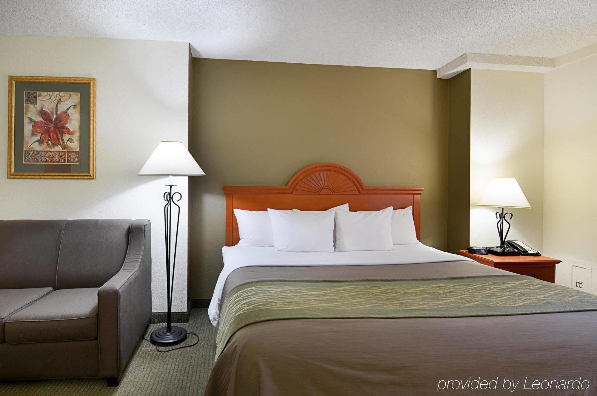 Fairfield Inn & Suites By Marriott Alexandria West/Mark Center Extérieur photo