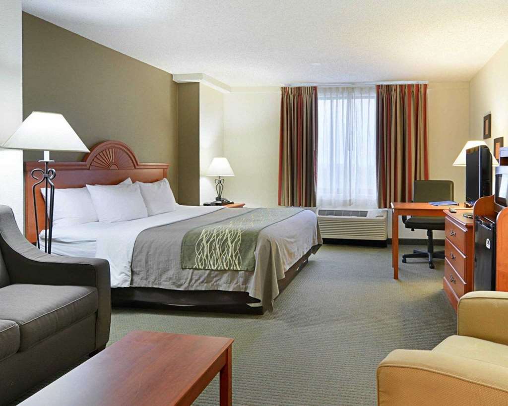 Fairfield Inn & Suites By Marriott Alexandria West/Mark Center Extérieur photo