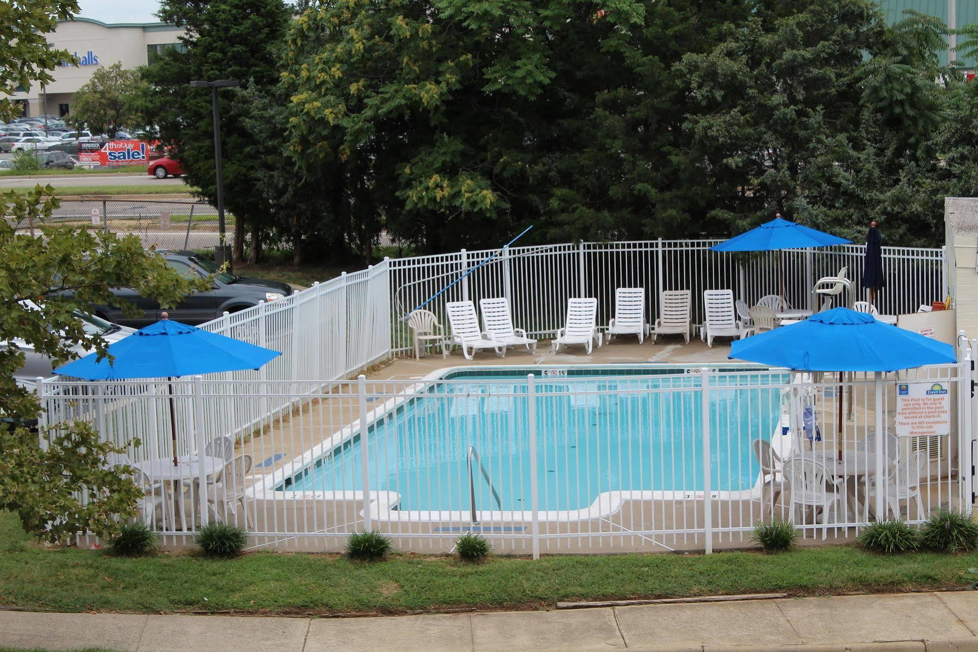 Fairfield Inn & Suites By Marriott Alexandria West/Mark Center Extérieur photo
